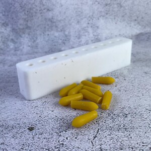 Reusable mold enhancing the precision of medical crafting