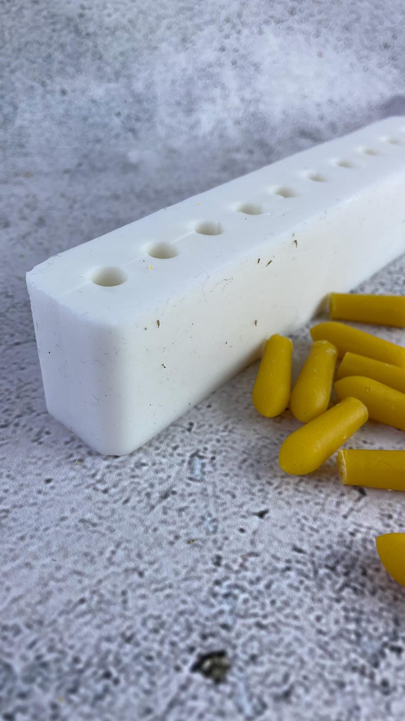 Suppository mold used with cocoa butter and natural ingredients