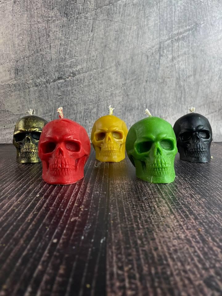 Gothic Skull Beeswax Candle: Handcrafted Decorative Ritual Magic for Halloween and Witchcraft