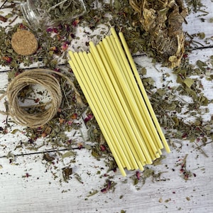 Handmade 20cm White Beeswax Ritual Candles – Perfect for Meditation, Healing, and Altar Use – Set of 50 Natural Spell Candles