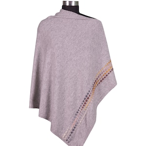 Cashmere Poncho HW Design