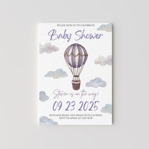 Convite editável para chá de bebê com balão de ar quente, chá de bebê masculino, tema céu azul, nuvens, convite em aquarela, download digital do Canva