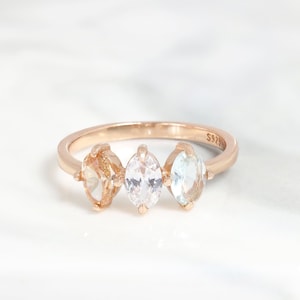 Family Birthstone Ring,Dainty Birthstone Ring,Mother Grandma Ring,Birthstone Ring for Mom,Birthstone Jewelry,Gift for Her