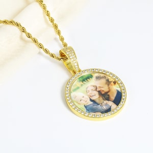 Custom Photo Necklace,Hip Hop Photo Pendant,Personalized Iced Out Round Picture Necklace,Memorial Necklace,Gift for Him/Her