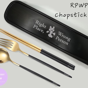 RPWP Rm Ensemble de couverts de baguettes | Cuillère-fourchette en acier inoxydable | Au bon endroit| Namjoon Bts Jungkook Suga J-Hope Jimin Taehyung Bangtan