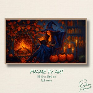 Può includere: Stampa d'arte digitale di una strega che legge vicino a un camino, circondata da zucche e candele. La strega indossa un vestito e un cappello blu. L'opera d'arte ha una calda tavolozza di colori con toni arancioni, blu e marroni. Il testo "FRAME TV ART" è in basso.