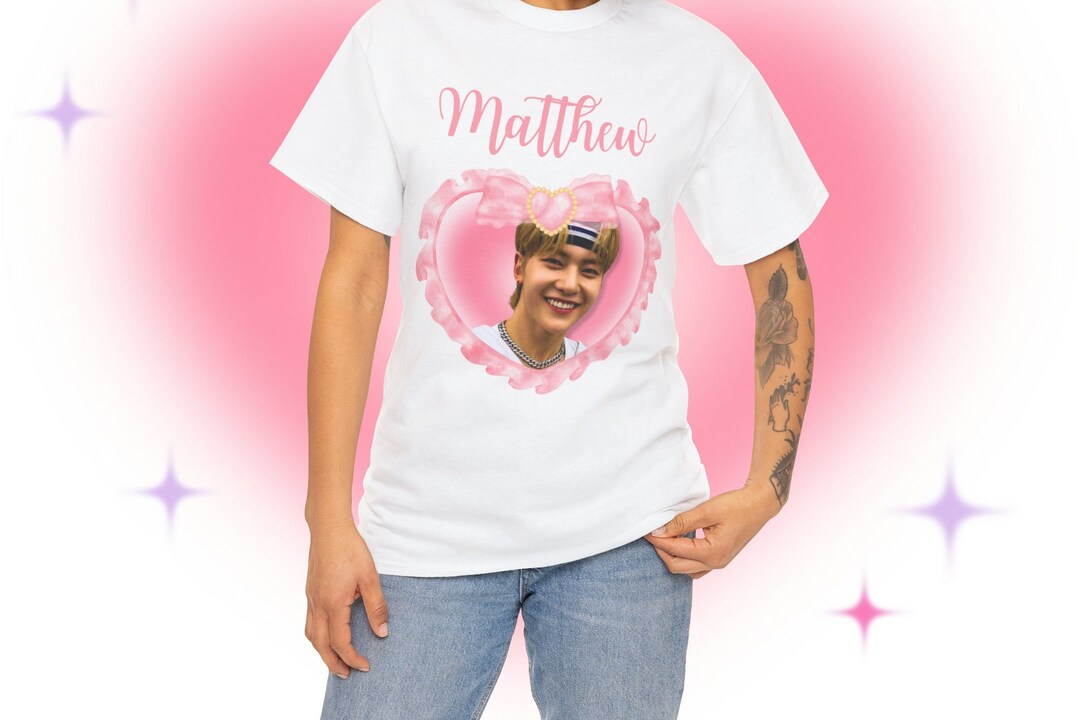 ZB1 Matthew Coquette Bow Kpop Shirt Zerobaseone Members Merch Zb1 zb1-matthew-coquette-bow-kpop-shirt-zerobaseone-members-merch-zb1
