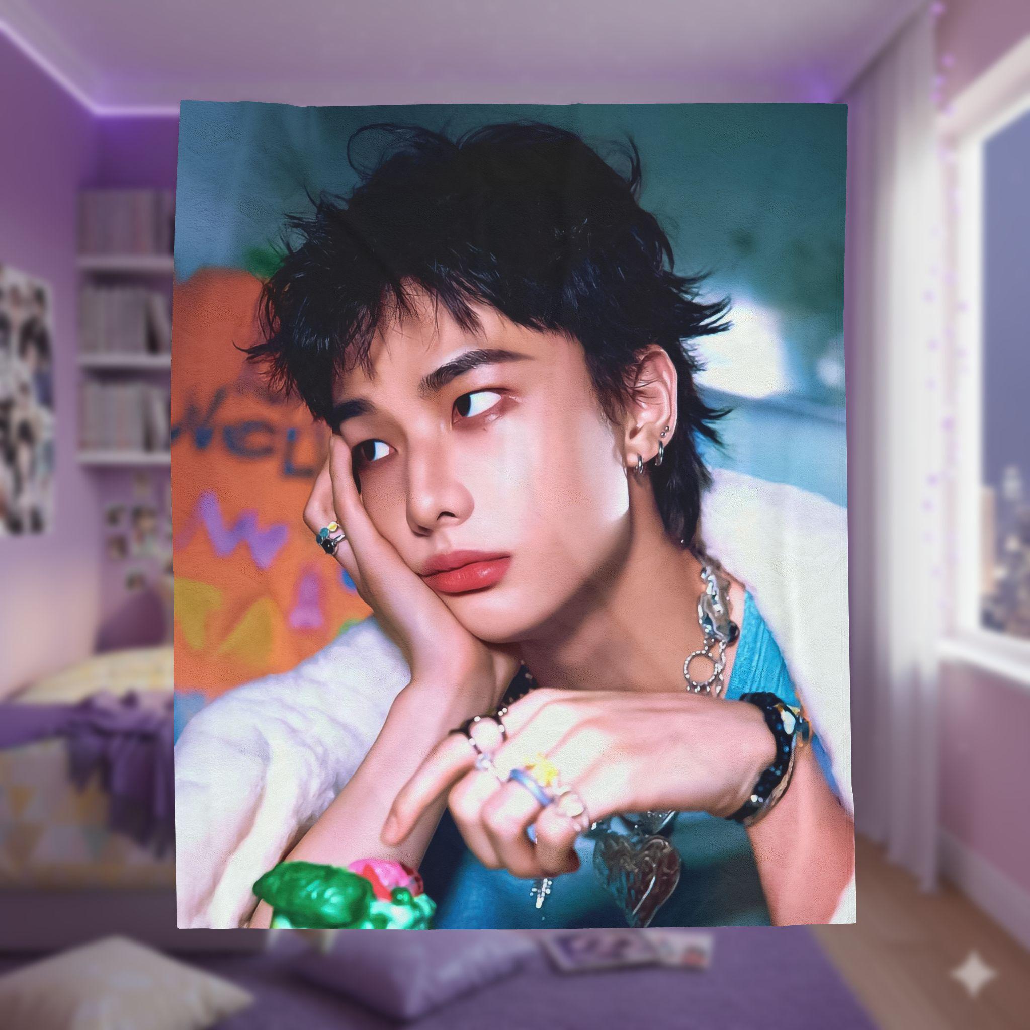 Hyunjin Seasons Greetings - Etsy