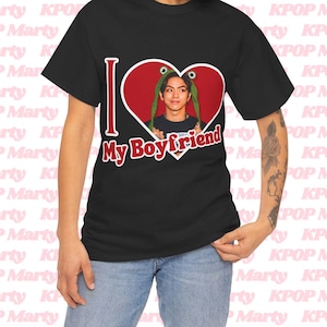 Maglietta "I Love My Boyfriend" di DPR Ian, gadget personalizzati con foto di DPR Ian, idee regalo per i fan del Kpop DREAMers