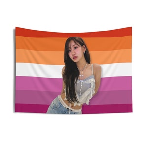 KISS of LIFE Julie Lesbian Flag Banner, Kiof Kiss of Life Kpop Flag, Midas Touch Merch, Gift Idea for KISSY, Birthday Gift and Concert Merch