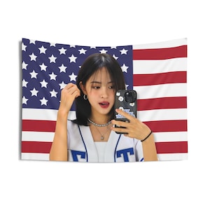 Itzy Ryujin Selfie America Flag, Itzy World Tour 2024 Kpop Flag, Born to Be Itzy Merch, Gift Idea for Midzy, Birthday Gift & Concert Merch