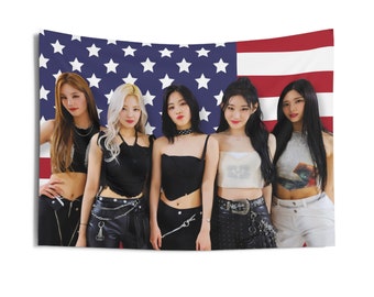 ITZY Members America Flag Banner, Itzy World Tour 2024 Kpop Flag, Born to Be Itzy Merch, Gift Ideas for MIDZY, Birthday Gift & Concert Merch