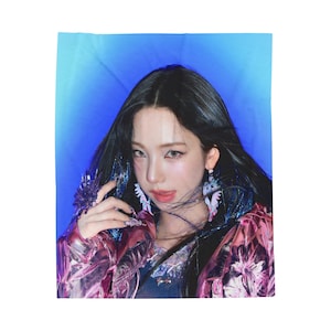 Aespa Karina Armageddon Plush Blanket, Drama Aespa 2024 Kpop Blanket, Aespa Movie Merch, Gift Ideas for MY, Birthday Gift & Concert Merch