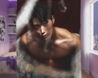 Kocyk Ateez San Shirtless, kocyk Ateez Ice on my Teeth Kpop, gadżety członków Ateez, pomysły na prezenty Atiny, prezent urodzinowy i gadżety koncertowe