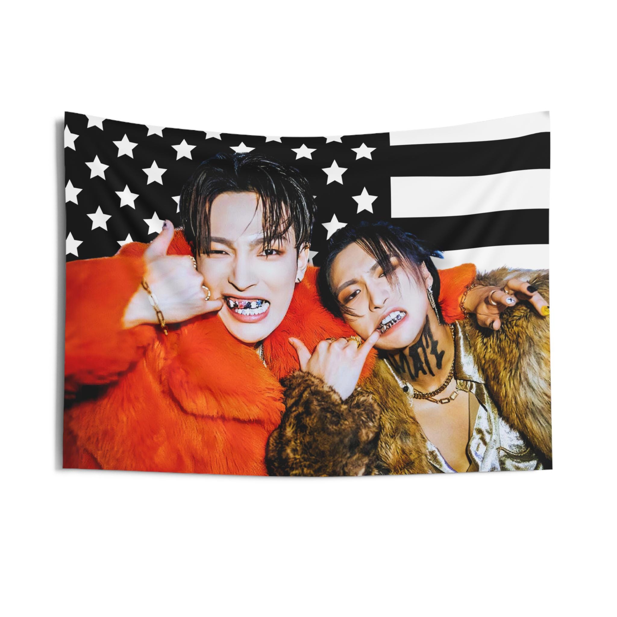 ATEEZ interAsia 対面 ヨントン くま パジャマ サン ソンファ il_fullxfull.6438551655_eohs.jpg