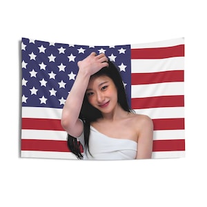 ITZY Chaeryeong America Flag Banner, Itzy World Tour Kpop Flag, Born to Be Itzy Merch, Gift Ideas for MIDZY, Birthday Gift and Concert Merch