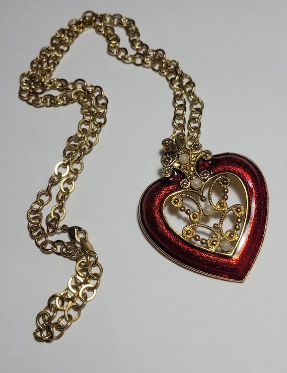 Vintage Avon Victorian Heart Pendant