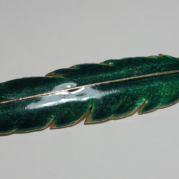 Tancer II Feather Brooch