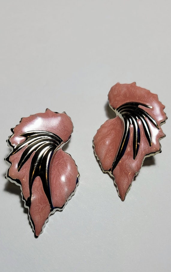 Lot de bagues dont argent 925 et Avon | Live and Online Auctions on