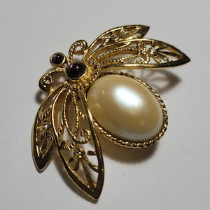 Vintage Avon Brooch