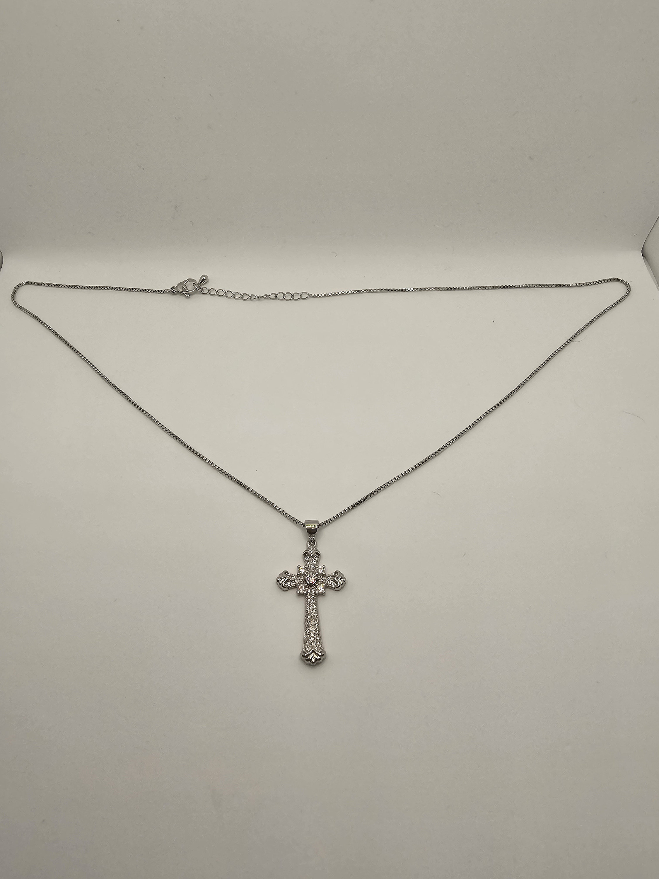 Cross Pendant Necklace