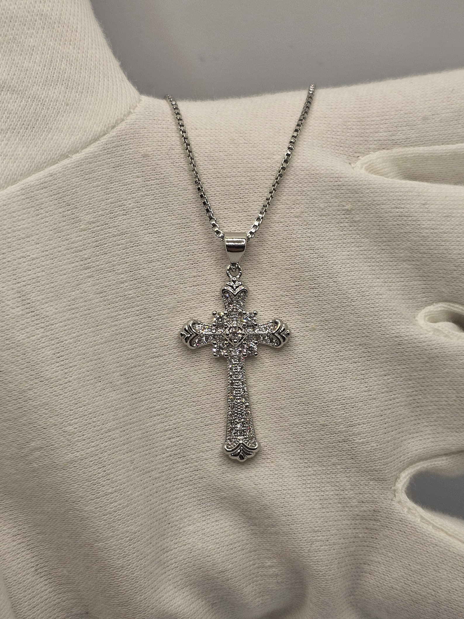Cross Pendant Necklace main image 0