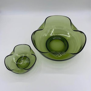 Vintage Anchor Hocking Avocado Green Pinched Green Chip and Dip Bowl Set