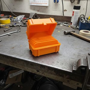 Rugged Welding Lens Case | 2x4 Lens Storage Box | Holds 6 Auto or Fixed Lenses | Heavy-Duty PETG Case