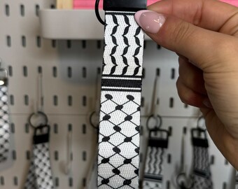 Kuffiyeh Wristlet / Keychain | Palestine Wrislet | Resistance