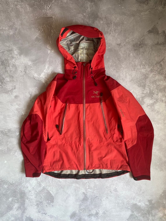 Vintage Arcteryx Gore-tex XCR Red Jacket - Etsy