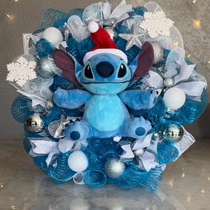 Stitch, Stitch Santa Claus, Stitch Christmas, Lilo Stitch Christmas, Stitch  Door Hanger, Stitch Door Sign, Stitch Wreath, Stitch Welcome Sign, Christmas  Door Hanger, Christmas Door Sign, Christmas Wreath, Christmas Decor,  Christmas Porch