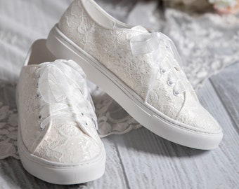 Bruidsschoenen sneakers crème satijnkleur met kant | Organza W Nicki