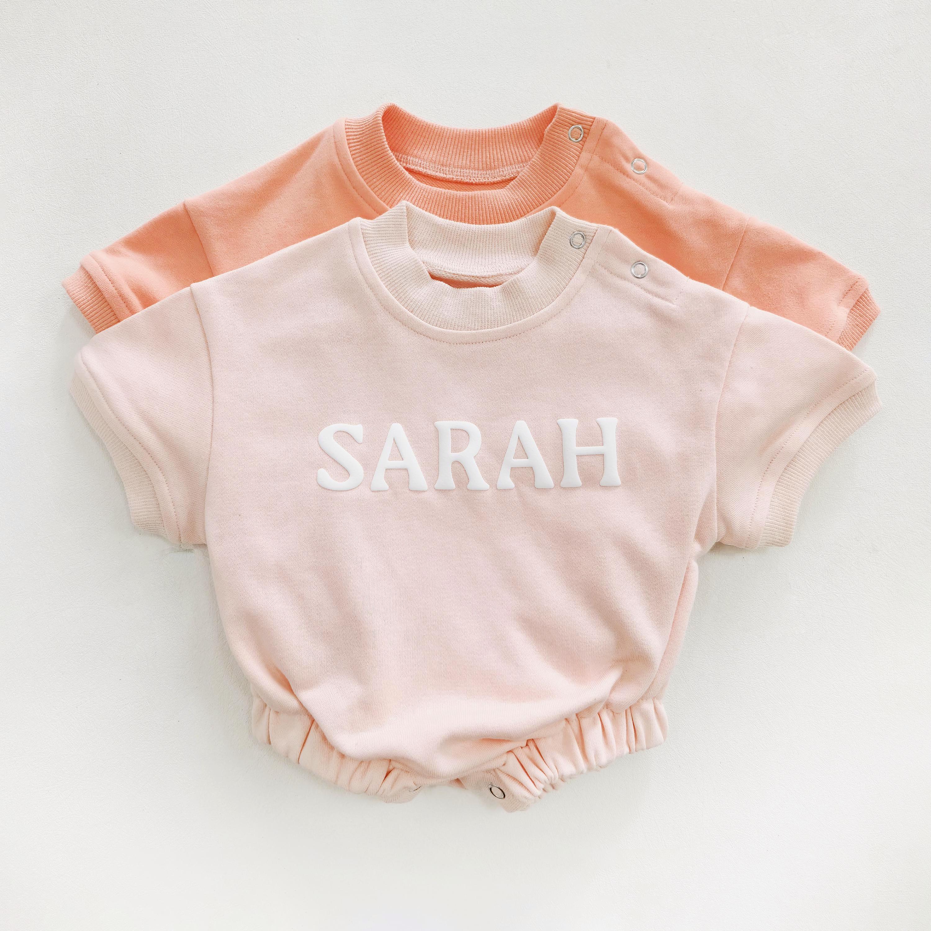 Tutina a maniche corte con nome a palloncino, tutina a bolle personalizzata, regalo per baby shower, vestito per foto di neonati, vestito per neonato, regalo di compleanno e Natale