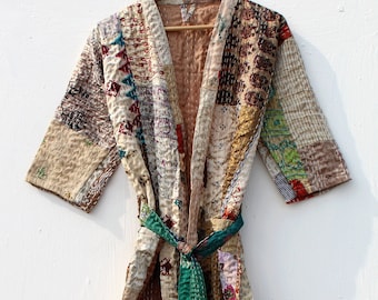 Kimono Soft Vintage Silk sari kantha kimono Robes Gift for lover recycled silk sari dressing gowns Women's robes kimono Robe Beach wear