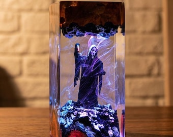 Horror Resin Lamp, Slasher Mask Resin Night Light, Handmade Epoxy Resin LED Lamp, Horror Movie Decor, Gothic Desk Lamp, Halloween Lamp Gift