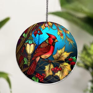 Cardinal Glass Suncatcher, Bird Glass Art, Cardinal Window Hangings, Memorial Suncatcher, Cardinal Lover Gift, Bird Wall Hanging, Home Decor