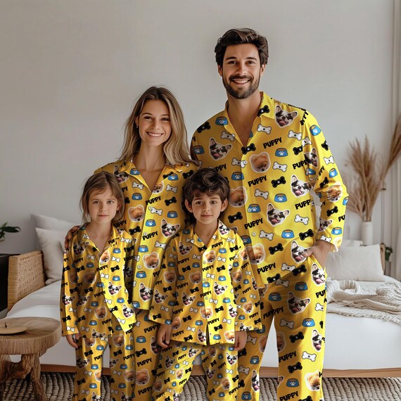 Pigiama con cuori fotografici personalizzati, pigiama con volti personalizzati, regalo di anniversario - Italia