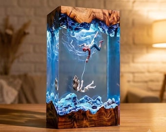 Personalized Super Hero Night Light Custom Hero Resin Lamp Figure Terrarium Personalized Night Light Bedroom Lamp Diorama Resin Epoxy Lamp