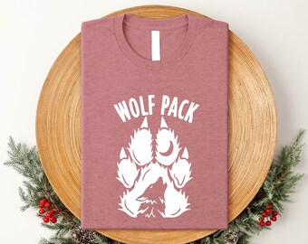 Wolf Pack Shirt, Wolf Pack T-shirt, Family Matching Shirts, Wolf Lover Shirt, Wolf Graphic Tee, Family Matching Outfits, Women Wolf Pack Tee