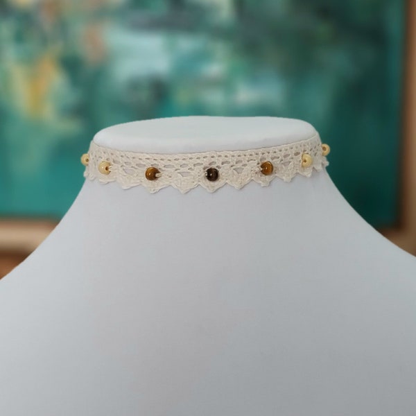 Summer Breeze Beige Cotton Lace Choker with Wooden Beads