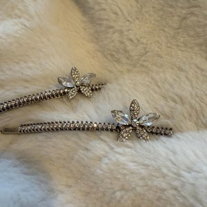 Crystal Flower Hair Clips - Elegant Rhinestone Hair Barrettes for Weddings & Special Occasions