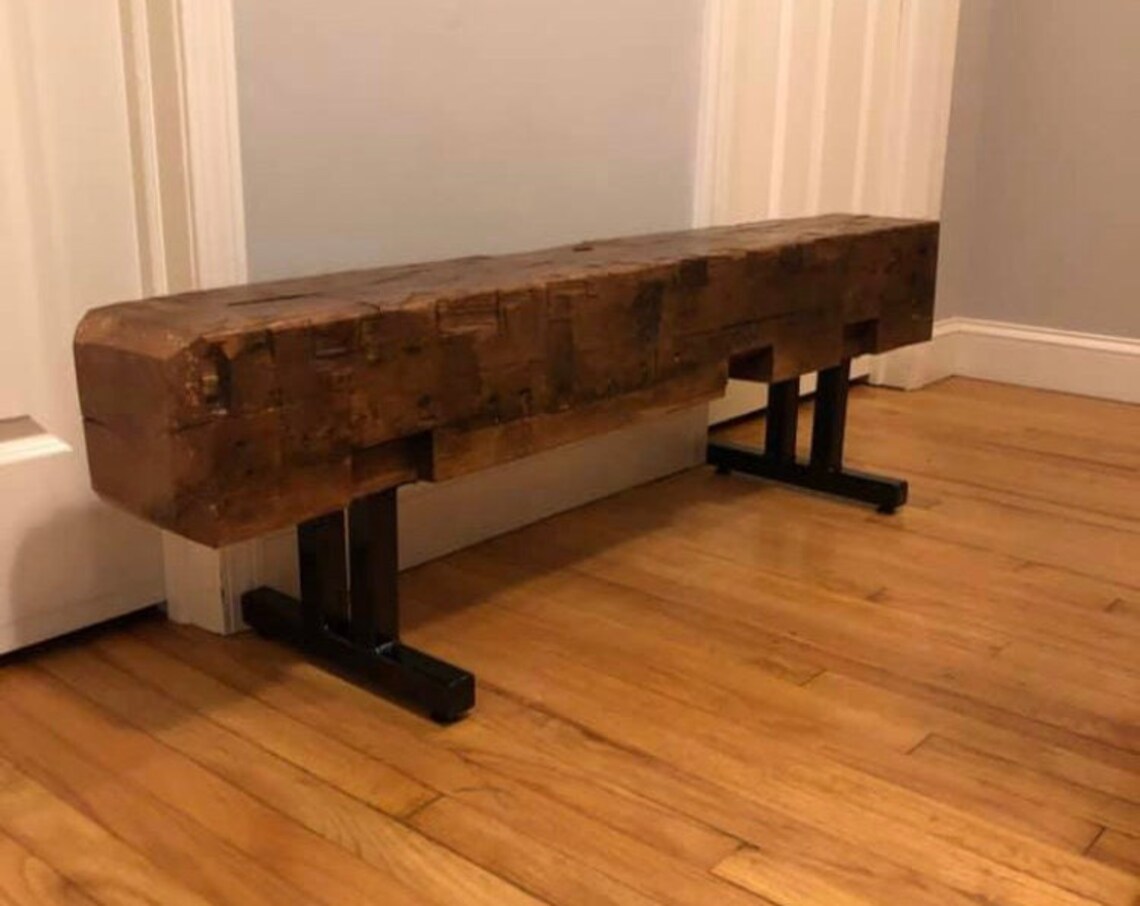 Curated visual reference: Barnwood Decor Furniture Photo Inspiration