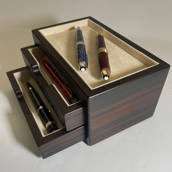 Handgefertigte Holzkollektion: Stiftkästen aus Ebenholz und Walnuss, Stifthalter, Brillenetuis und Schreibtischorganisatoren