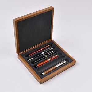 Boîte à stylos en bois fabriquée à la main avec 6 compartiments et fermeture magnétique