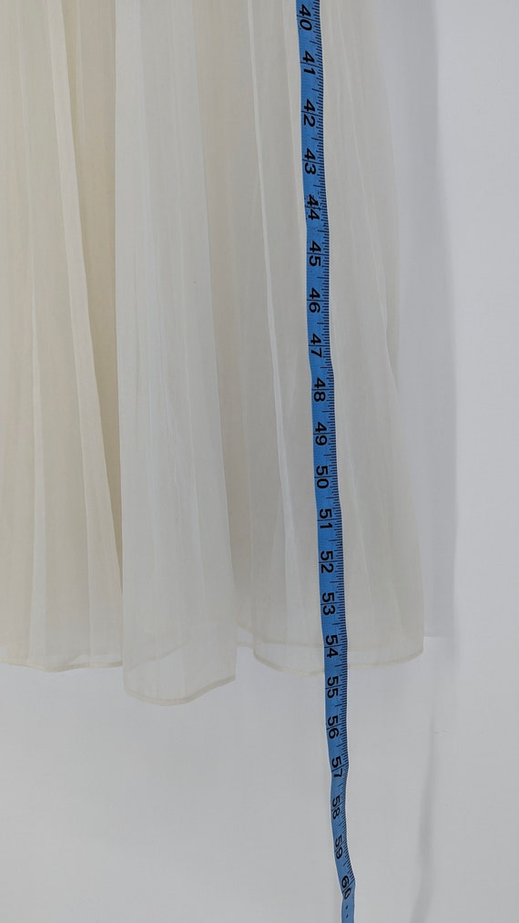 1960s Sheer Pleated Nightgown - image 8