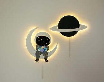 Astronaut Night Light Set – Planet Wall Light, Moon Wall Decor, Kids Space Room LED Light, Space Nursery Decor, Wooden Wall Lamp for Boys
