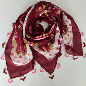 Turkish Needle Lace Scarf, Traditional Embroidered Cheesecloth Shawl, Handmade Gift for Grandma, Muslim Prayer Sca