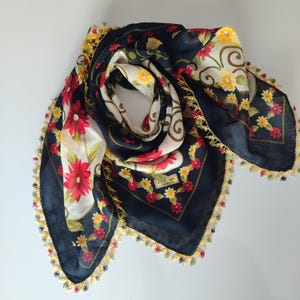 Vintage Turkish Lace Headscarf, Handmade Needle Lace Edged Floral Scarf, Gift For Women, Mother&#39;s Day Gift Grandma