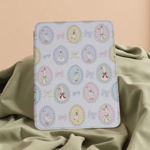 Elegant Goose Kindle Paperwhite Case for 12th/11th/10th Gen, 6.8&quot; Colorsoft Cover with Auto Wake/Sleep, Fits Paperwhite 1/2/3/4