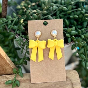 Handmade Yellow Coquette Bow Polymer Clay Earrings / Bow Earrings (hypoallergenic)